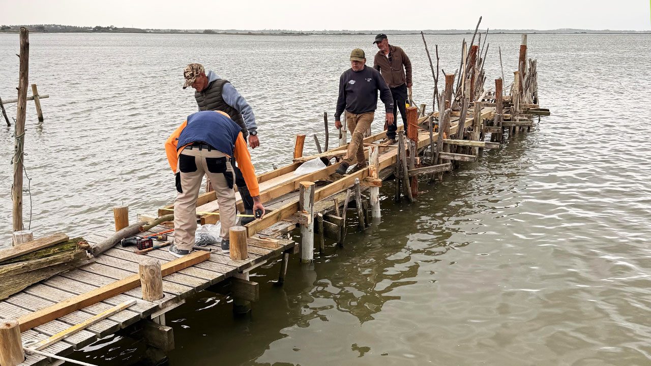 Reconstrução do Cais Palafítico em Marcha